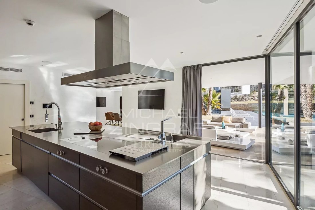 Villa in Fayence, Provence-Alpes-Côte d'Azur, France 5 - 15071263