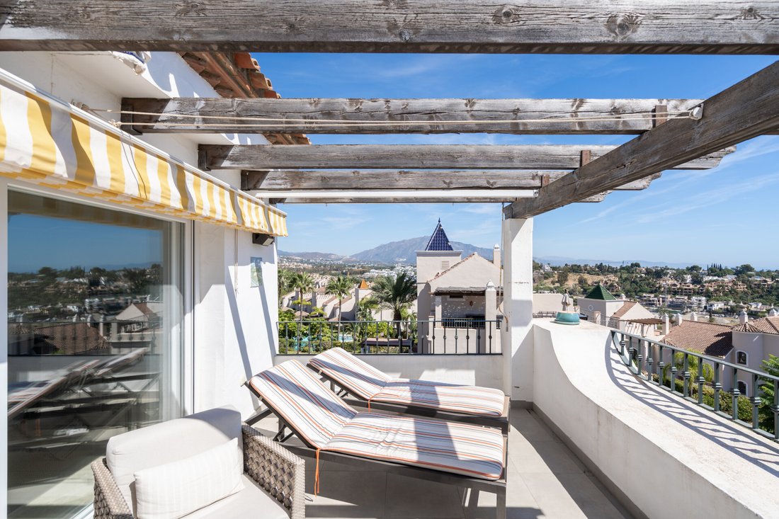 Penthouse in Estepona, Andalusia, Spain 2 - 18991722
