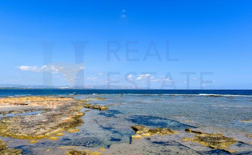 Villa in Granelli, Sicily, Italy 1