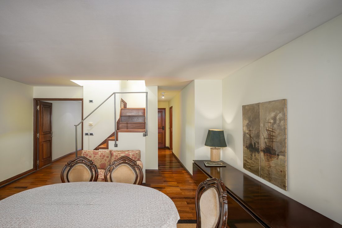 Apartment in Montevideo, Departamento de Montevideo, Uruguay 5 - 18992258