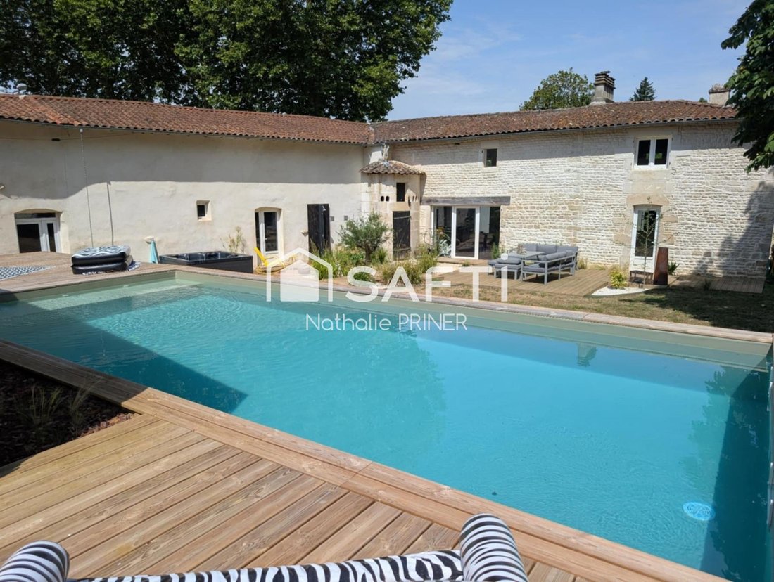 House in Francois, Nouvelle-Aquitaine, France 2 - 18992287