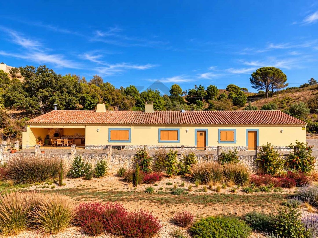 Finca in Mexilhoeira Grande, Algarve, Portugal 1 - 18432516