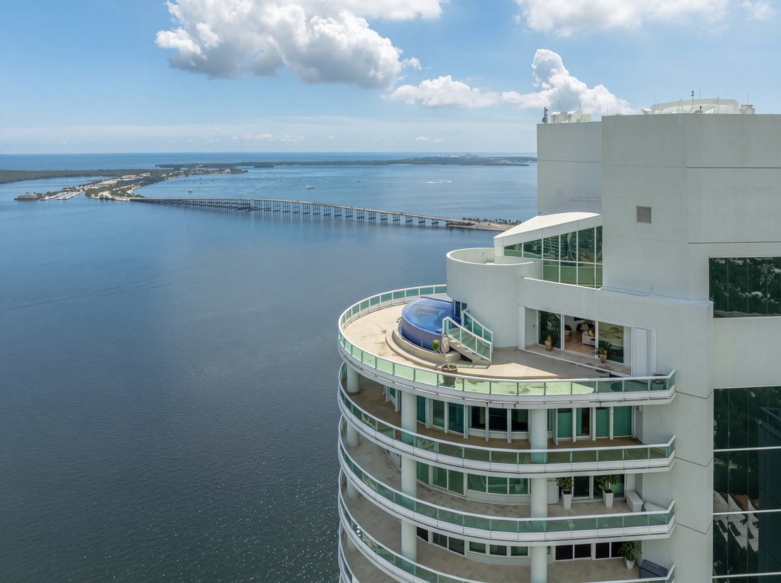 Condo in Miami, Florida, United States 1 - 18992195