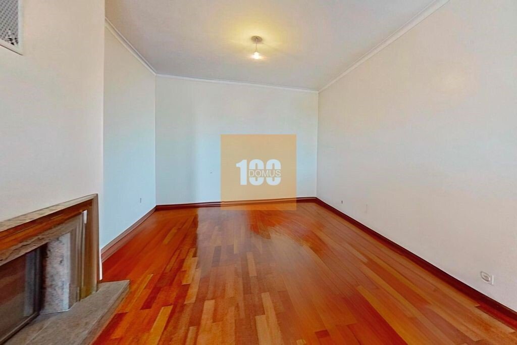 Apartment in Mafamude e Vilar do Paraiso, Porto District, Portugal 5 - 18992059