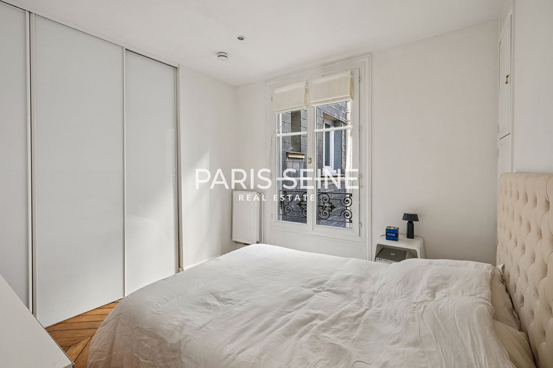 Apartment in Saint Placide, Paris 6e Arrondissement, Paris 5 - 18992128