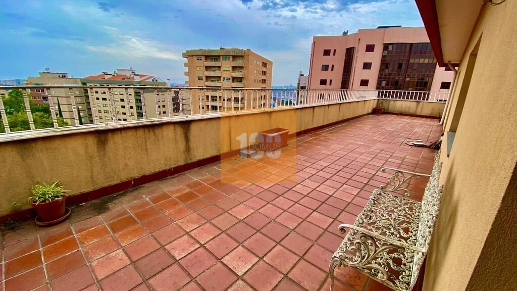 Apartment in Mafamude e Vilar do Paraiso, Porto District, Portugal 3 - 18992059