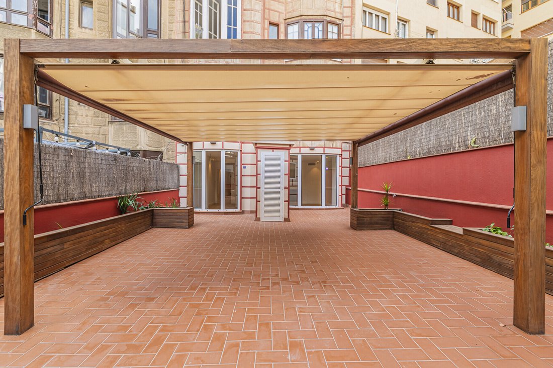 Apartment in Eixample, Barcelona, Spain 5 - 18992265