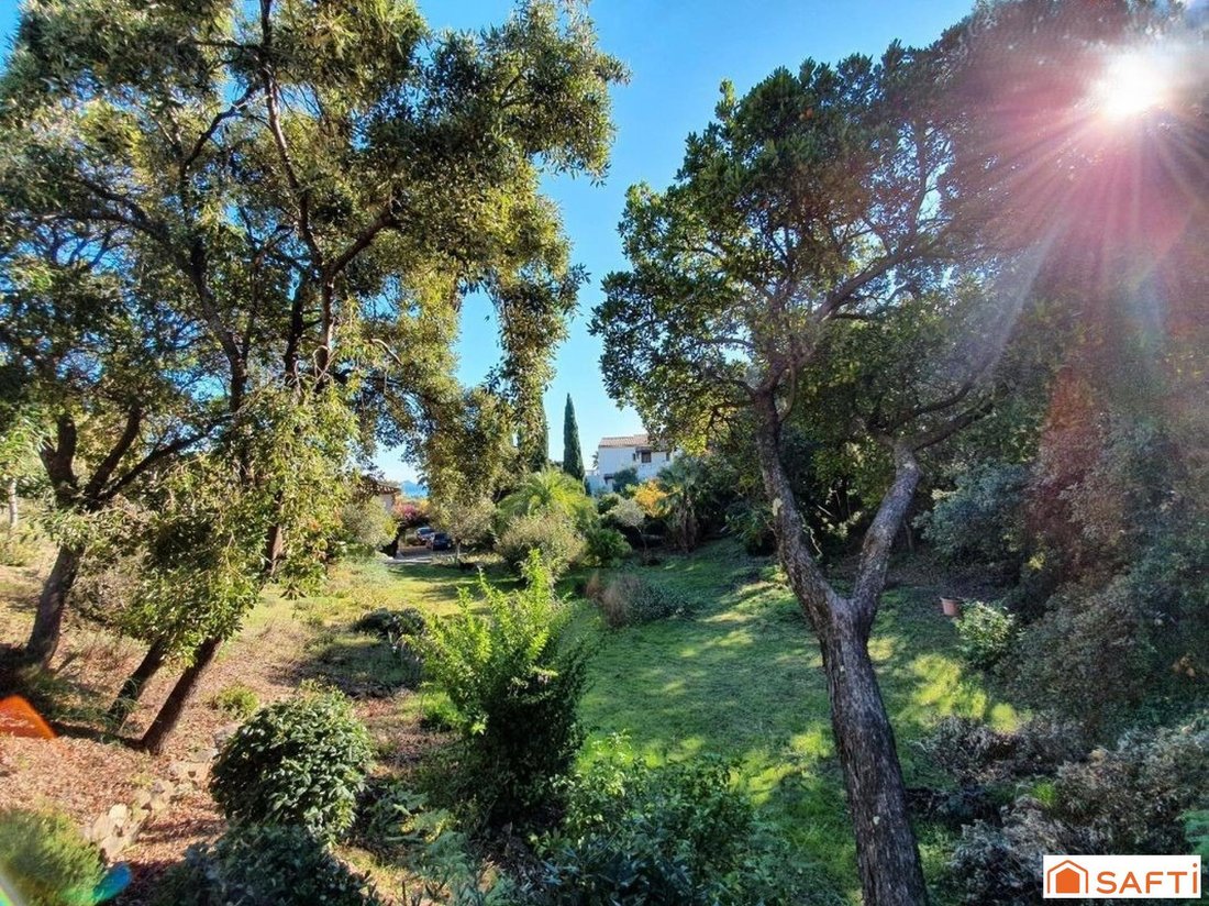 Land in Exterieurs, Frejus, France 3 - 18992278