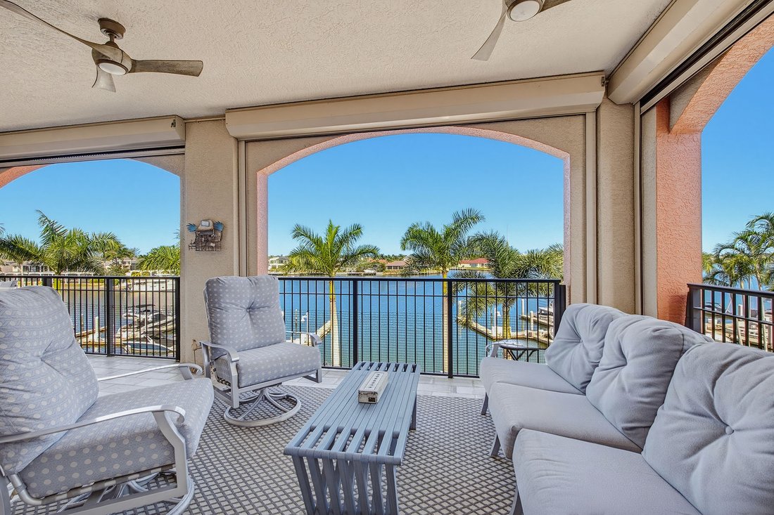 Condo in Marco Island, Florida, United States 2 - 18992220