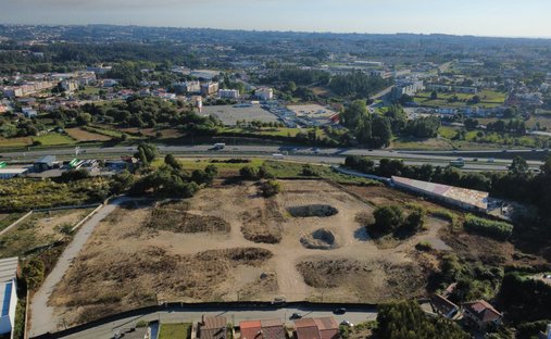 Terreno en Nogueira e Silva Escura, Distrito de Oporto, Portugal 1