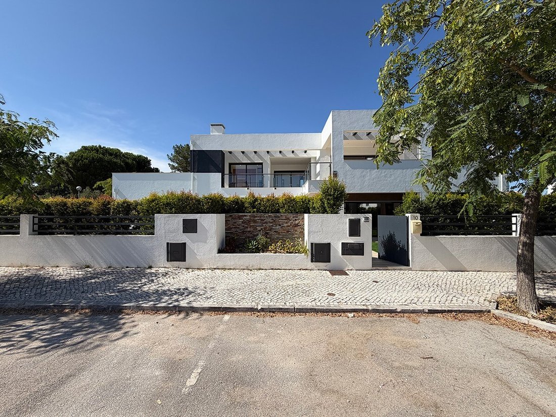 House in Azeitao (Sao Lourenco e Sao Simao), Setubal, Portugal 1 - 18992115