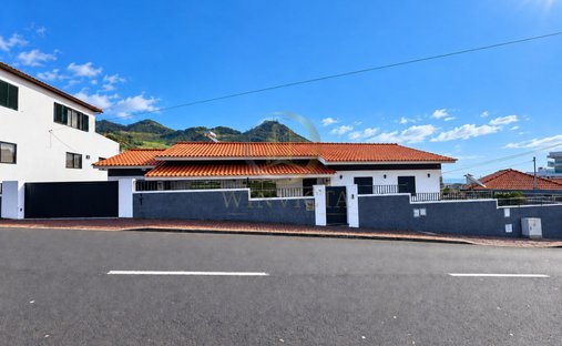 House in Machico, Madeira, Portugal 1