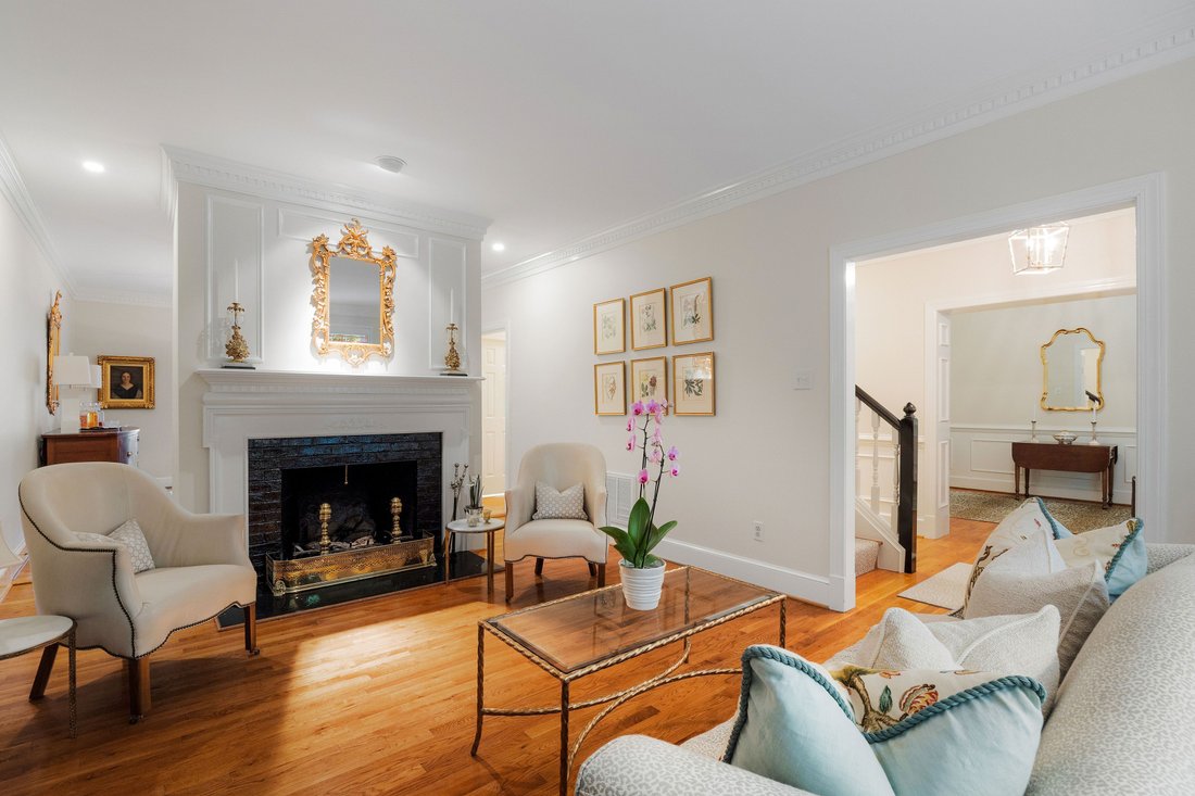 Condo in Tuckahoe, Virginia, United States 5 - 18992322