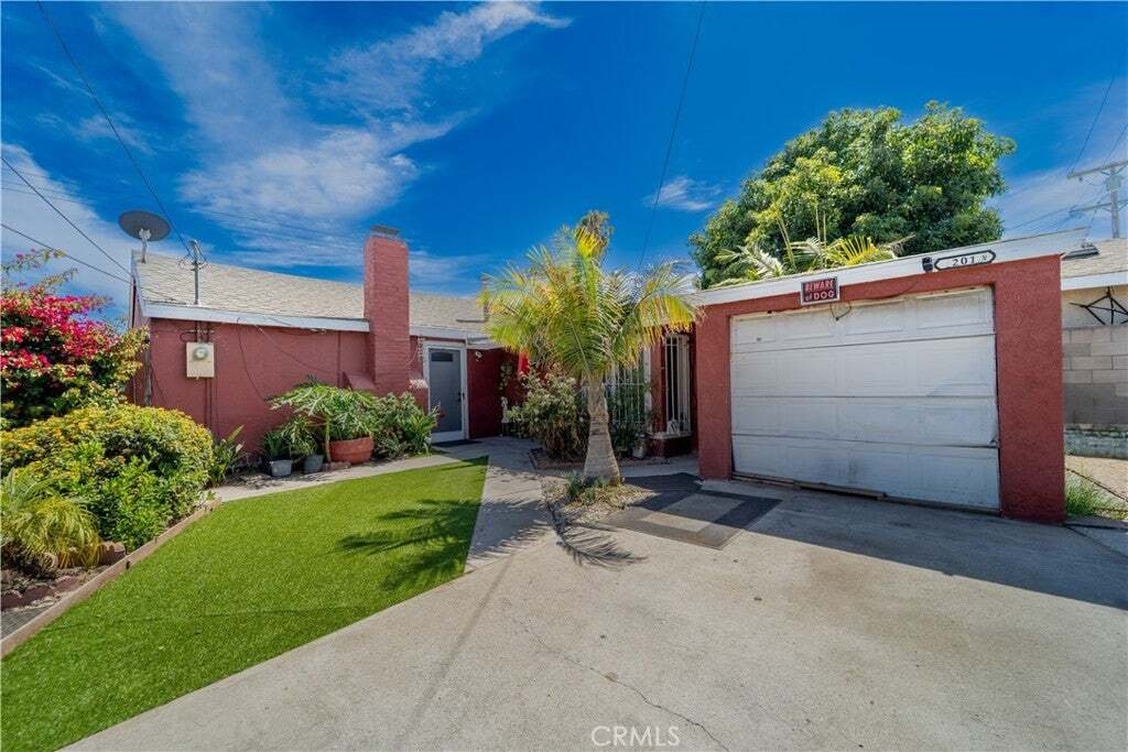 House in Compton, California, United States 5 - 18992320