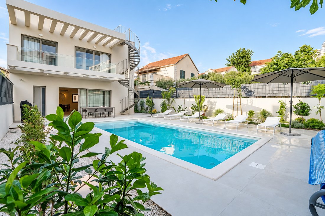 Villa in Sutivan, Split-Dalmatia County, Croatia 2 - 18992338