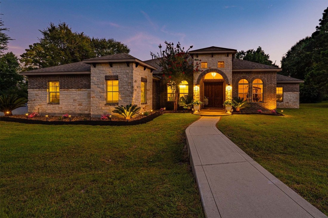 House in Montgomery, Texas, United States 1 - 18992441