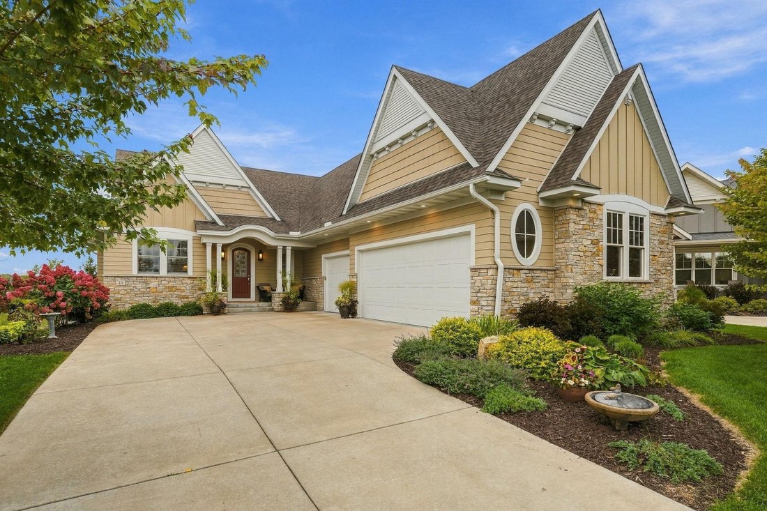 Townhouse in North Oaks, Minnesota, United States 1 - 18992336