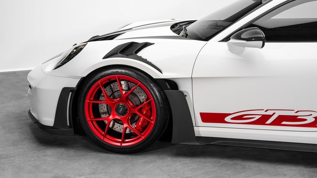 Coupe in Dubai, United Arab Emirates 4 - 18992383