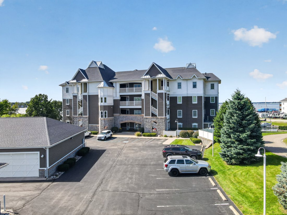 Condo in Syracuse, Indiana, United States 4 - 18992446