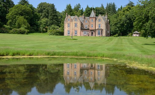 Estate in Dolphinton, Scotland 1