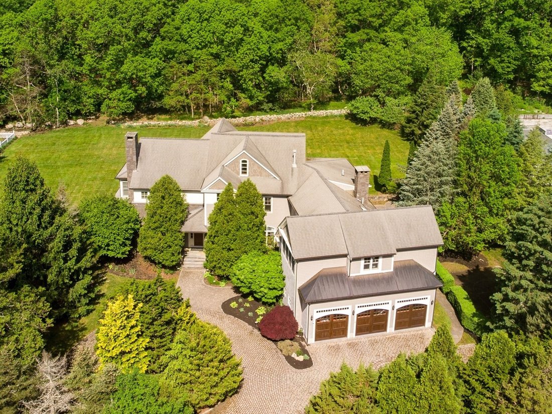 House in Dover, Massachusetts, United States 1 - 17756684