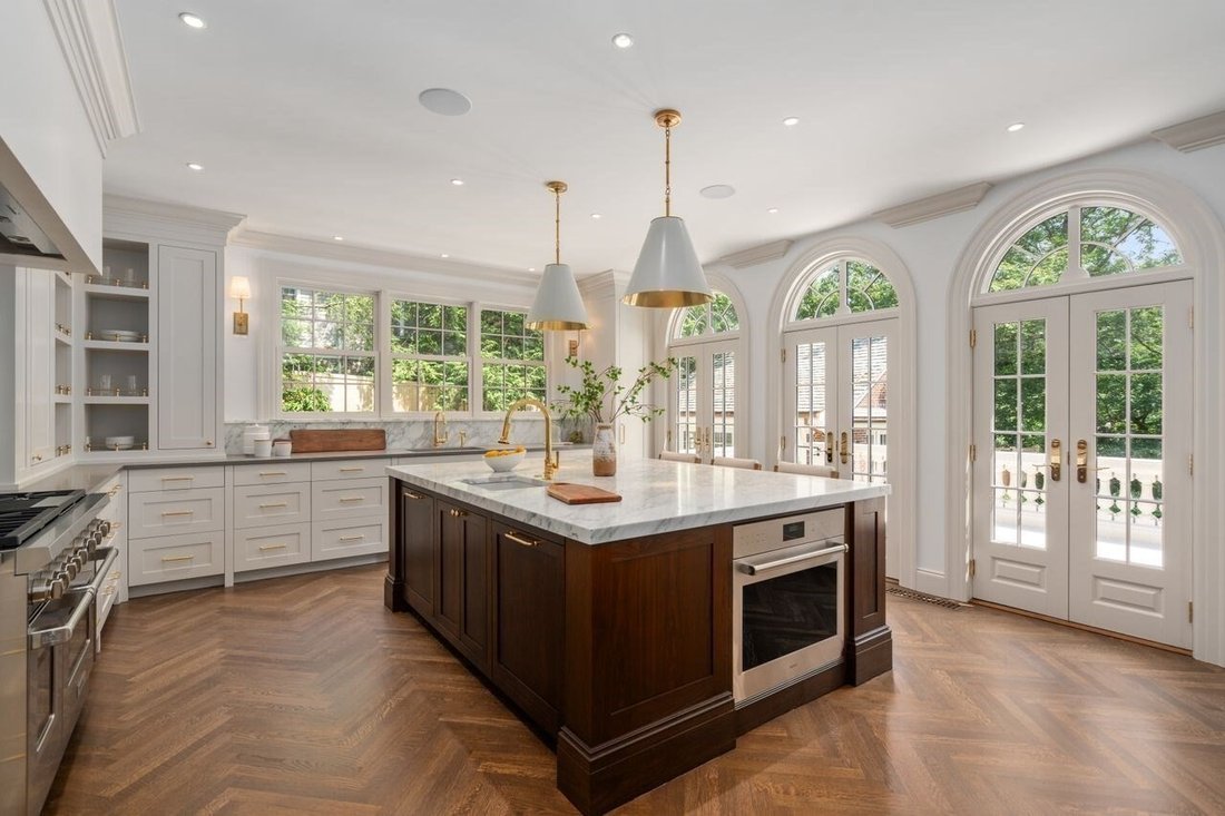 House in Newton, Massachusetts, United States 3 - 18992470