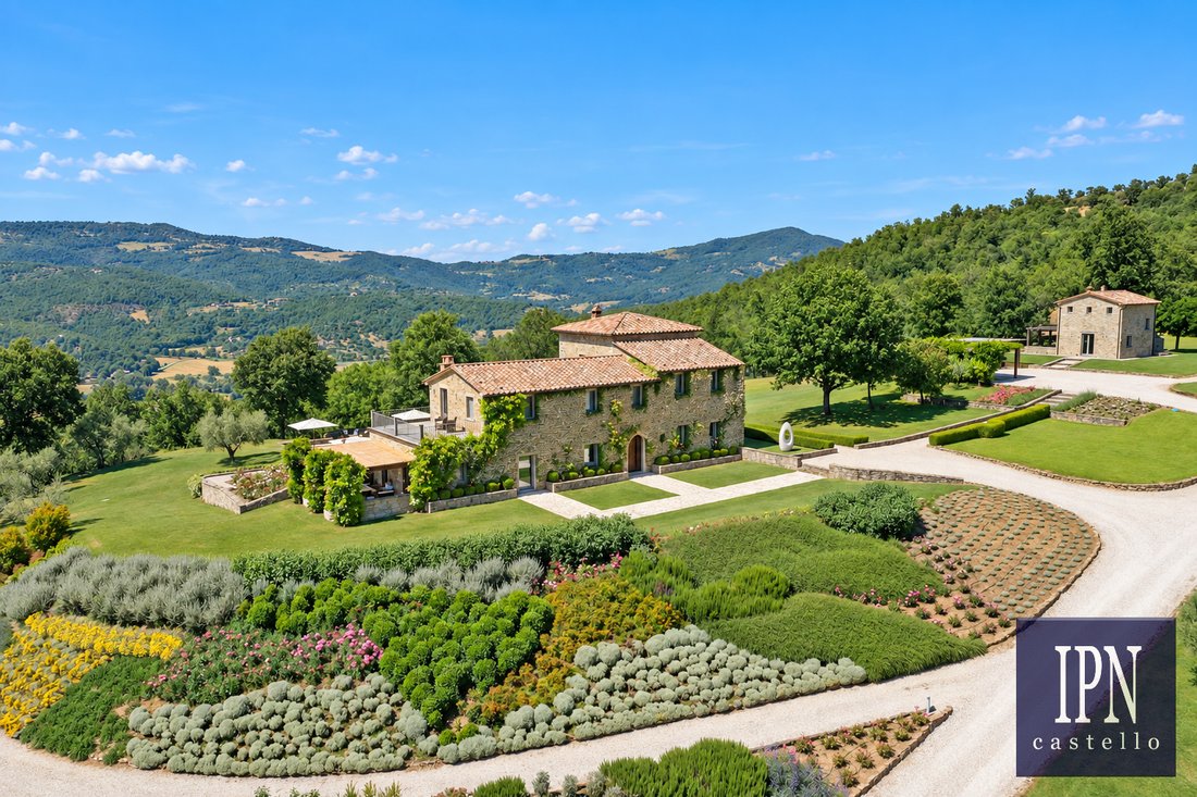 Estate in Lisciano Niccone, Umbria, Italy 2 - 18992474
