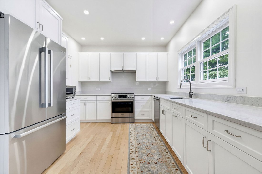 Condo in Greenwich, Connecticut, United States 2 - 18992460