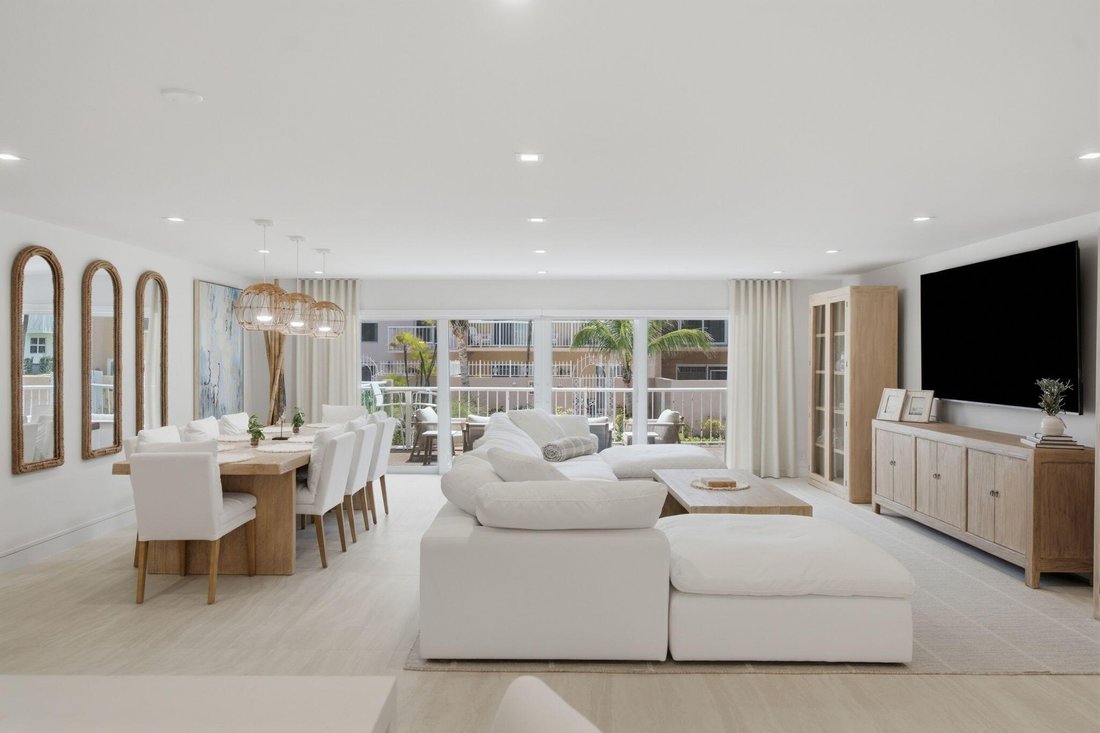 Townhouse in Hillsboro Beach, Florida, United States 1 - 18992465