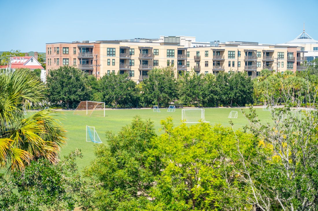 Condo in Charleston, South Carolina, United States 2 - 18992488