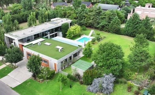 House in Funes, Santa Fe Province, Argentina 1