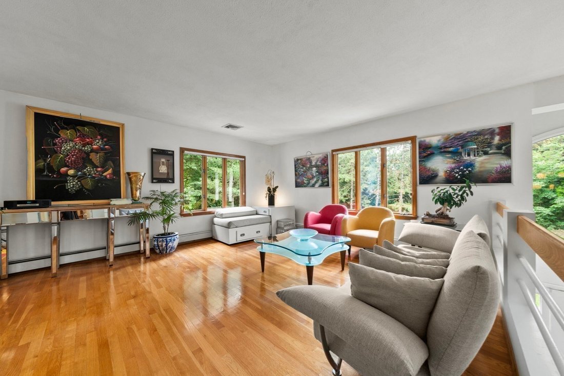 House in Peabody, Massachusetts, United States 4 - 18080925