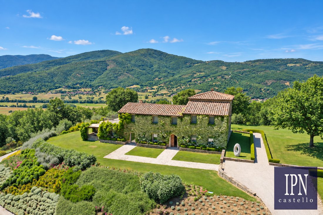 Estate in Lisciano Niccone, Umbria, Italy 4 - 18992474
