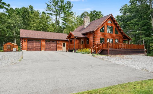 House in Voluntown, Connecticut, United States 1