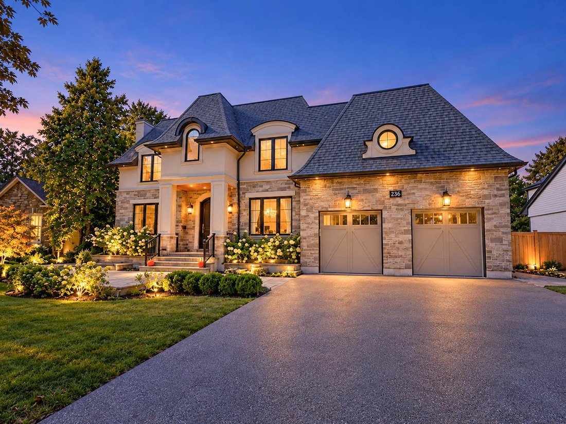 House in Burlington, Ontario, Canada 3 - 18992603