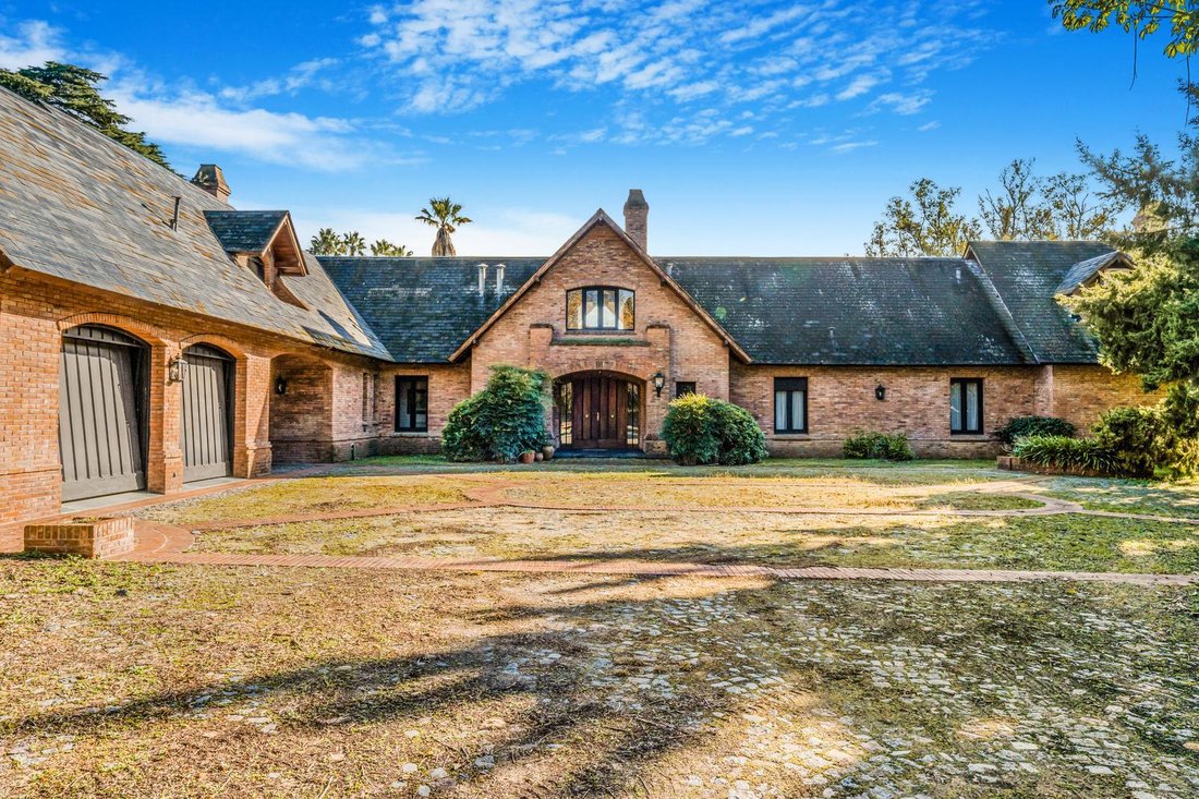 Farm Ranch in Luján, Buenos Aires Province, Argentina 1 - 18992548