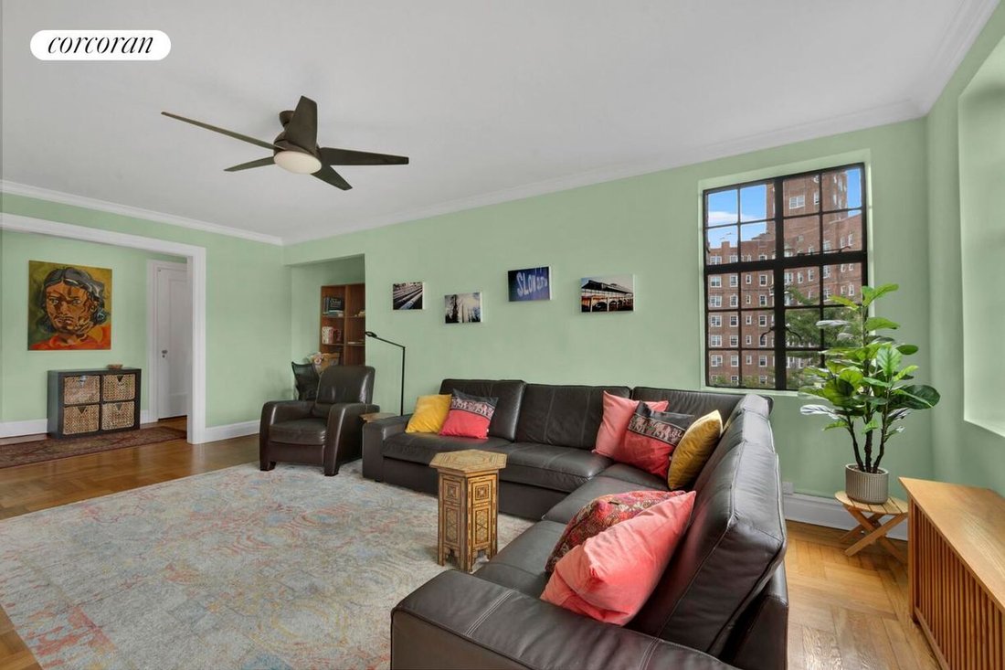 Co Op in New York, New York, United States 1 - 18992550