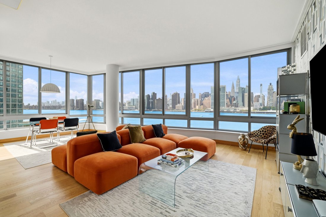 Condo in New York, New York, United States 1 - 18992559