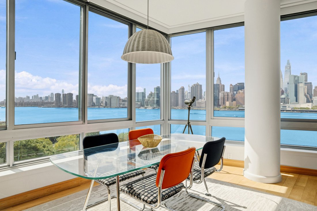 Condo in New York, New York, United States 2 - 18992559