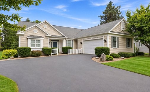 House in Pittsford, New York, United States 1