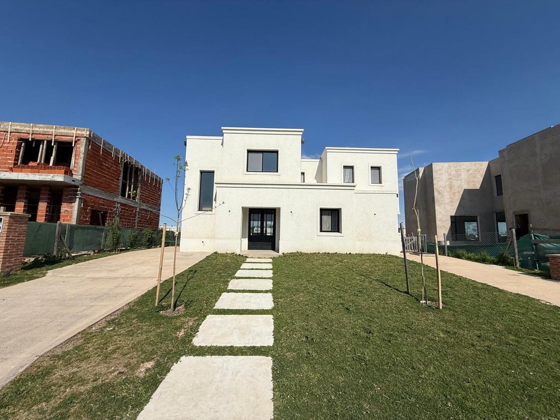 House in Dique Luján, Buenos Aires Province, Argentina 2 - 18992546