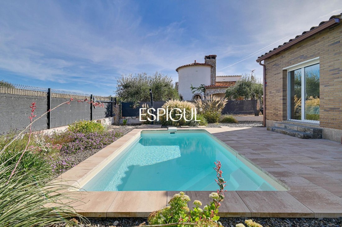Villa in Ventallo, Catalonia, Spain 5 - 18995884