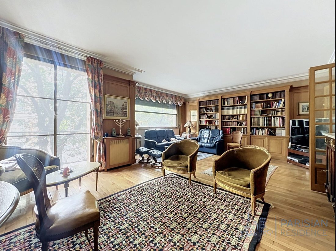 Apartment in Violet Commerce, Paris 15e Arrondissement, Paris 2 - 18997882
