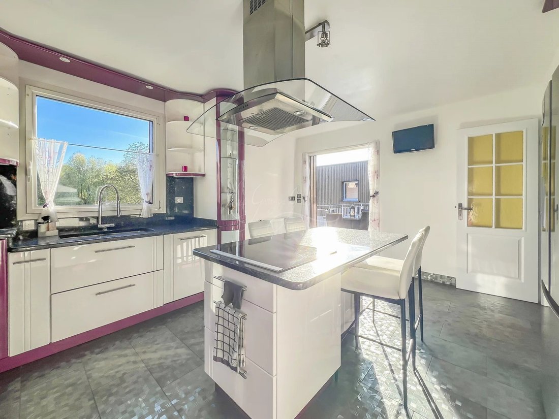 House in Magny-en-Vexin, Ile-de-France, France 4 - 16914473