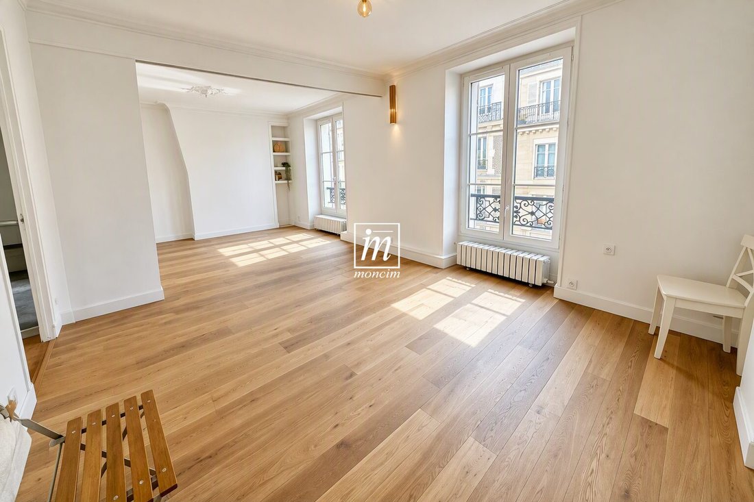 Apartment in Elysées-Madeleine, Paris 8e Arrondissement, Paris 3 - 18998003