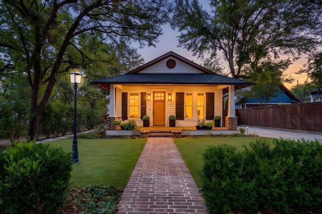 House in Granbury, Texas, United States 1 - 18996042