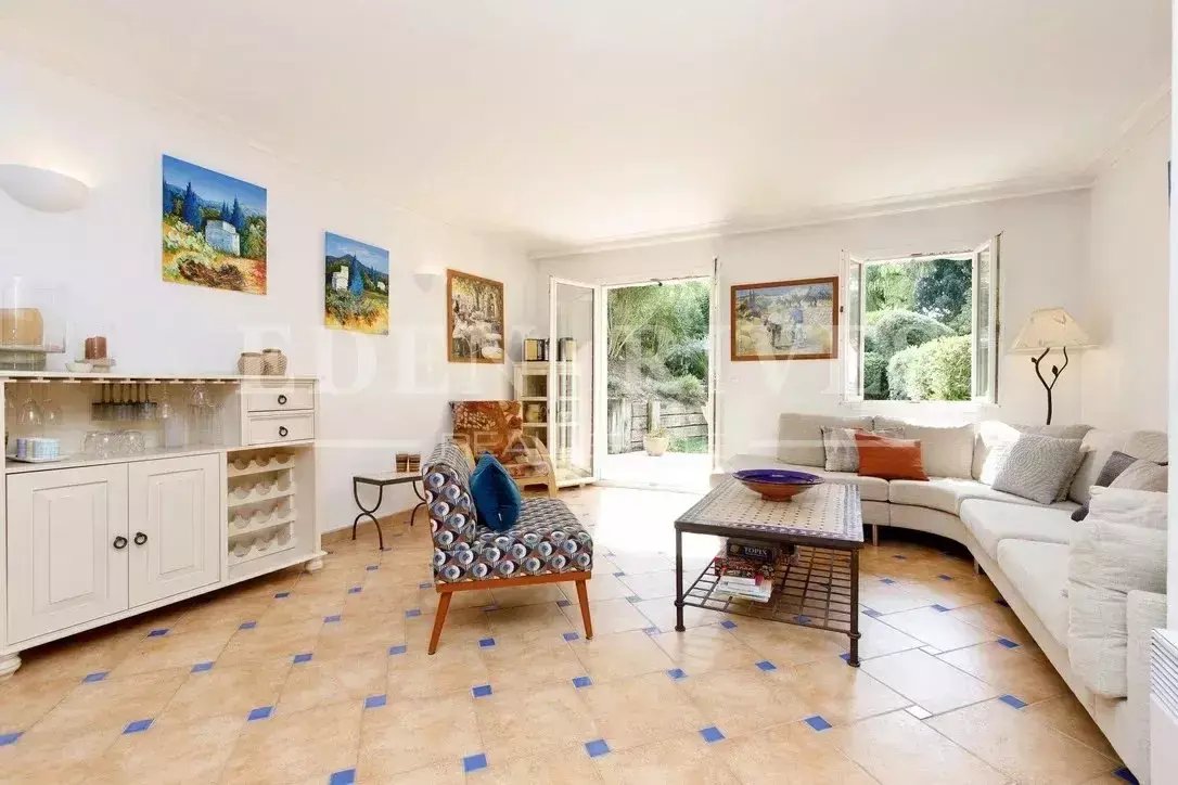 House in Fontmerle, Antibes, France 5 - 17480694