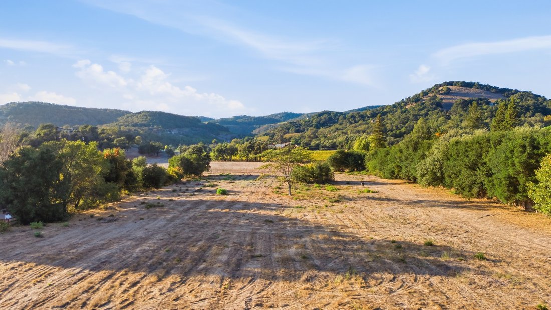 Land in Sonoma, California, United States 2 - 18998109