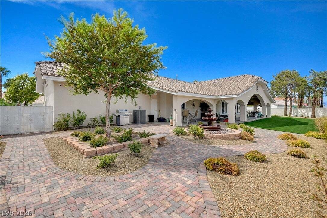 House in Las Vegas, Nevada, United States 4 - 18995048