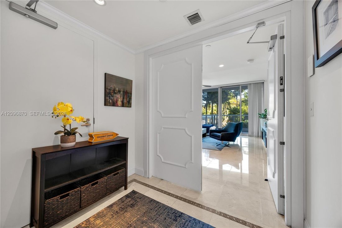 Condo in Miami, Florida, United States 2 - 18996342